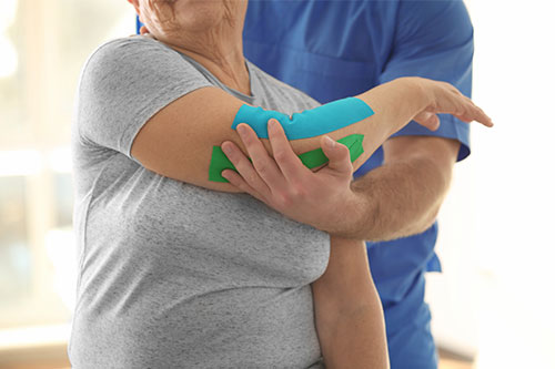 Lee más sobre el artículo Fisioterapia geriátrica. ¿Qué es y cuáles son sus beneficios?
